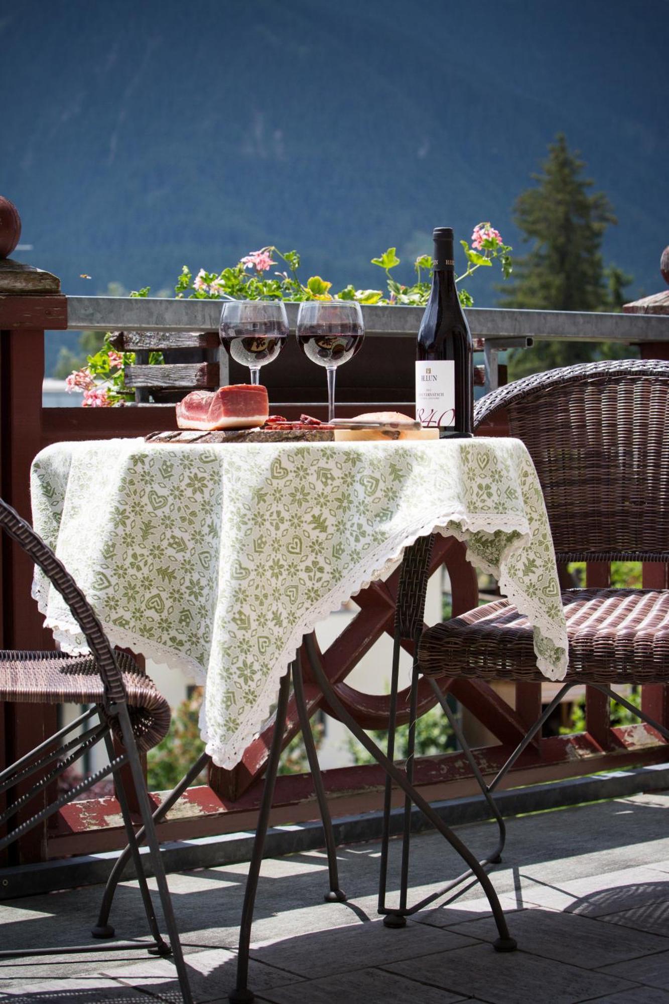 Appartementhaus Sapelza Toblach Buitenkant foto
