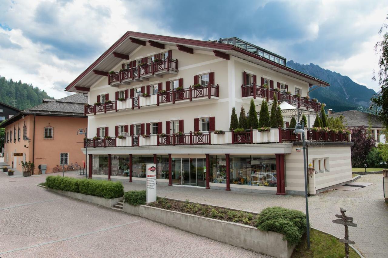 Appartementhaus Sapelza Toblach Buitenkant foto
