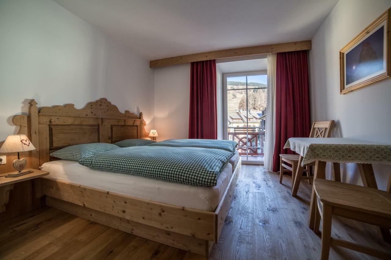 Appartementhaus Sapelza Toblach Buitenkant foto
